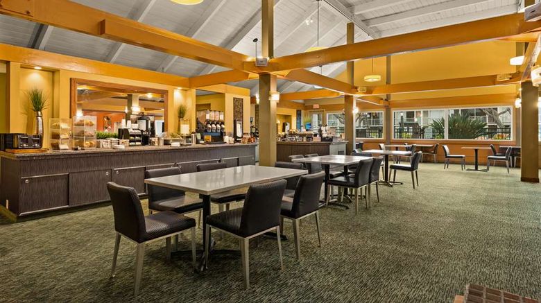 <b>Best Western The Plaza Hotel Honolulu Restaurant</b>. Images powered by <a href="https://iceportal.shijigroup.com/" title="IcePortal" target="_blank">IcePortal</a>.