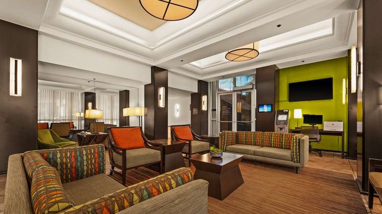 <b>Best Western The Plaza Hotel Honolulu Lobby</b>. Images powered by <a href="https://iceportal.shijigroup.com/" title="IcePortal" target="_blank">IcePortal</a>.