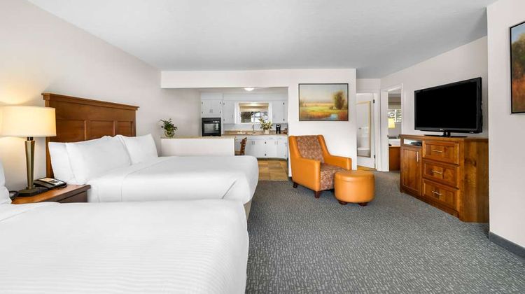 Best Western Driftwood Inn Suite