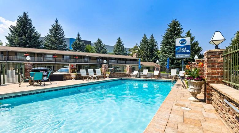 <b>Best Western Driftwood Inn Pool</b>. Images powered by <a href="https://iceportal.shijigroup.com/" title="IcePortal" target="_blank">IcePortal</a>.