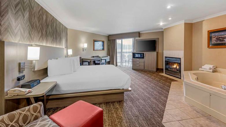 <b>Best Western Plus Kootenai River Casino Room</b>. Images powered by <a href="https://iceportal.shijigroup.com/" title="IcePortal" target="_blank">IcePortal</a>.
