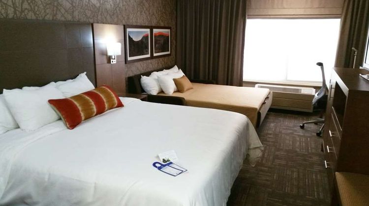 Best Western Plus CottonTree Inn Room