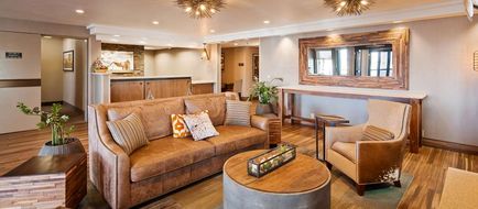 Best Western Plus CottonTree Inn Lobby