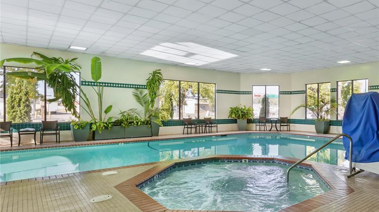 Best Western Plus CottonTree Inn Pool