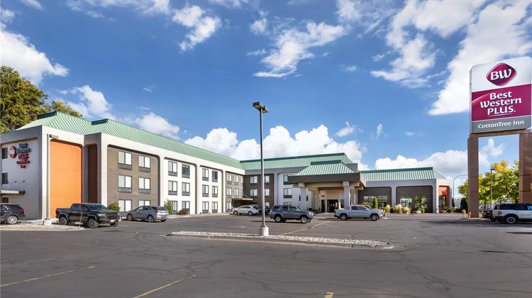 Best Western Plus CottonTree Inn Exterior