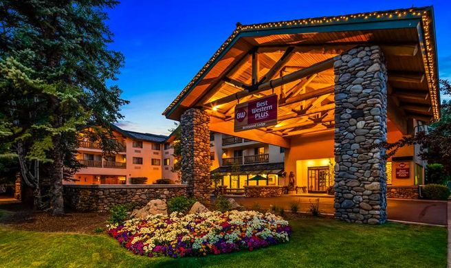 Best Western Plus Kentwood Lodge Exterior