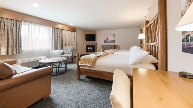 Best Western Plus Kentwood Lodge Room