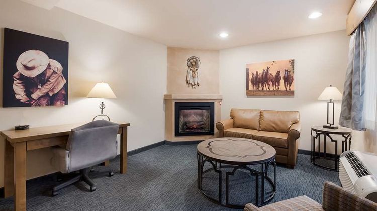 Best Western Plus Kentwood Lodge Room