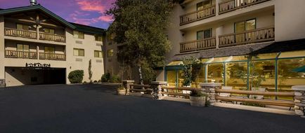 Best Western Plus Kentwood Lodge Exterior