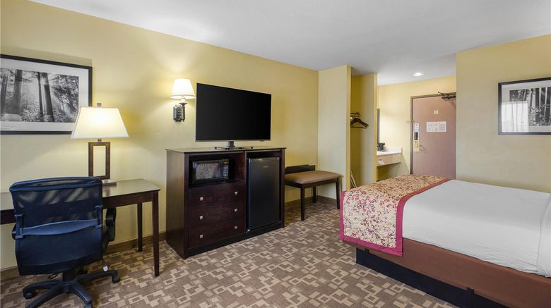<b>Best Western Blackfoot Inn Room</b>. Images powered by <a href="https://iceportal.shijigroup.com/" title="IcePortal" target="_blank">IcePortal</a>.