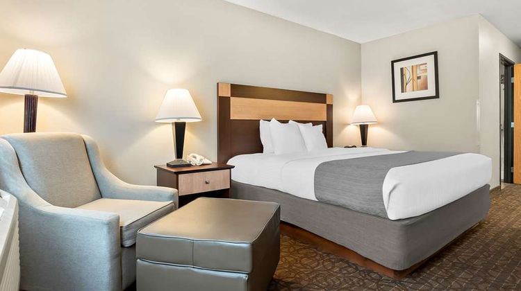 Best Western Sawtooth Inn & Suites Room