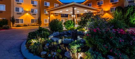 Best Western Plus Caldwell Inn & Suites Exterior