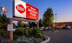 Best Western Plus Caldwell Inn & Suites