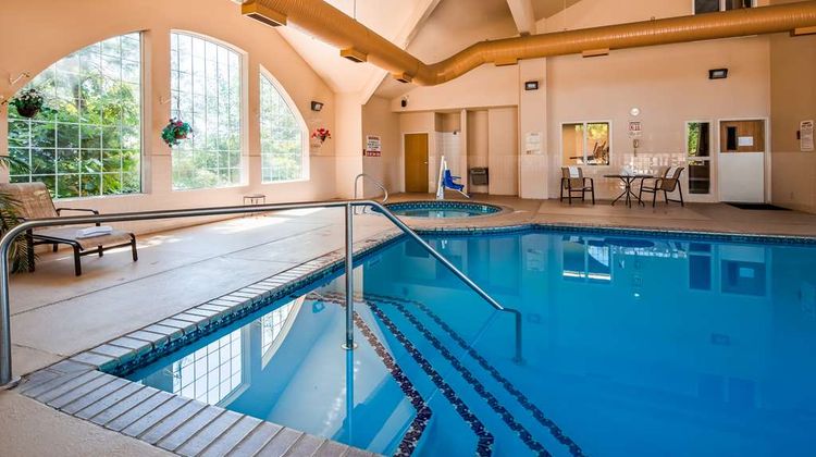 Best Western Plus Caldwell Inn & Suites Pool