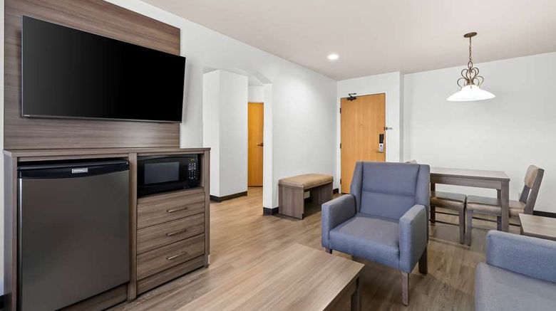 <b>Best Western Plus Caldwell Inn & Suites Room</b>. Images powered by <a href="https://iceportal.shijigroup.com/" title="IcePortal" target="_blank">IcePortal</a>.