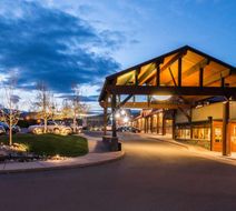 Best Western Edgewater Resort Exterior