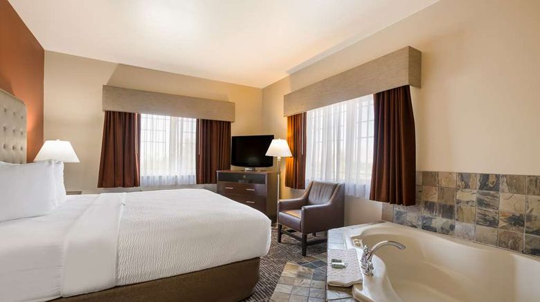 <b>Best Western Northwest Lodge Suite</b>. Images powered by <a href="https://iceportal.shijigroup.com/" title="IcePortal" target="_blank">IcePortal</a>.
