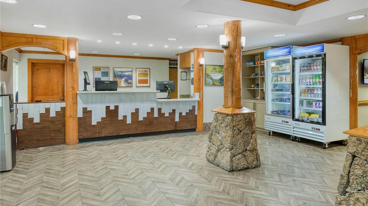 Best Western Northwest Lodge Lobby
