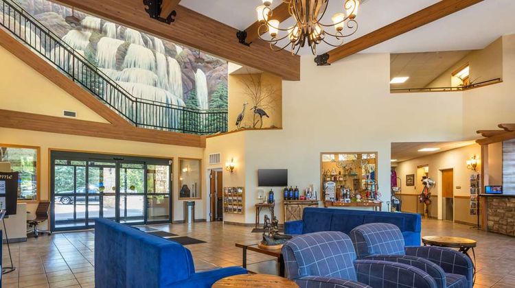 Best Western Lodge at River's Edge Lobby