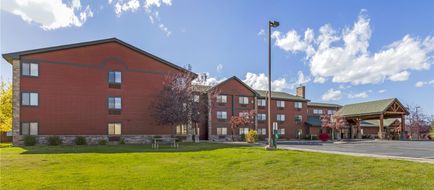 Best Western Plus McCall Lodge & Suites Exterior