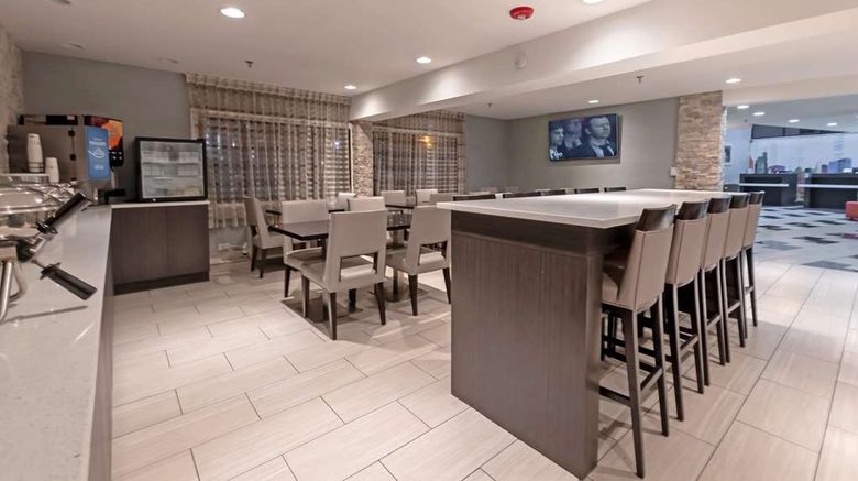<b>Best Western at O'Hare Restaurant</b>. Images powered by <a href="https://iceportal.shijigroup.com/" title="IcePortal" target="_blank">IcePortal</a>.