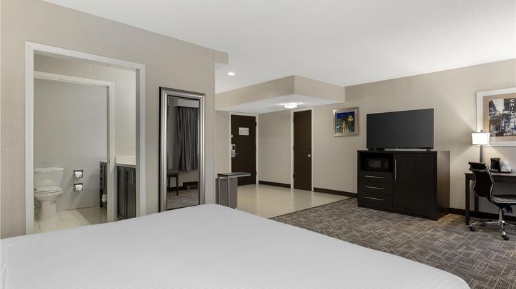Best Western at O'Hare Suite