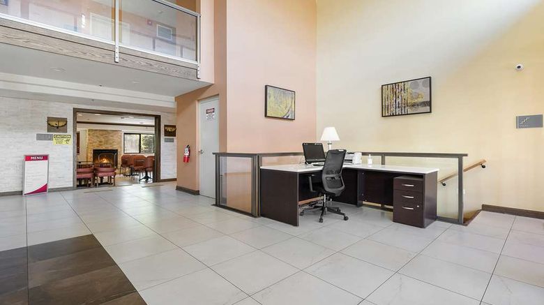 <b>Best Western Plus Oakbrook Inn Room</b>. Images powered by <a href="https://iceportal.shijigroup.com/" title="IcePortal" target="_blank">IcePortal</a>.