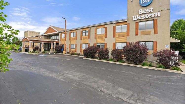 Best Western Plus Oakbrook Inn Exterior