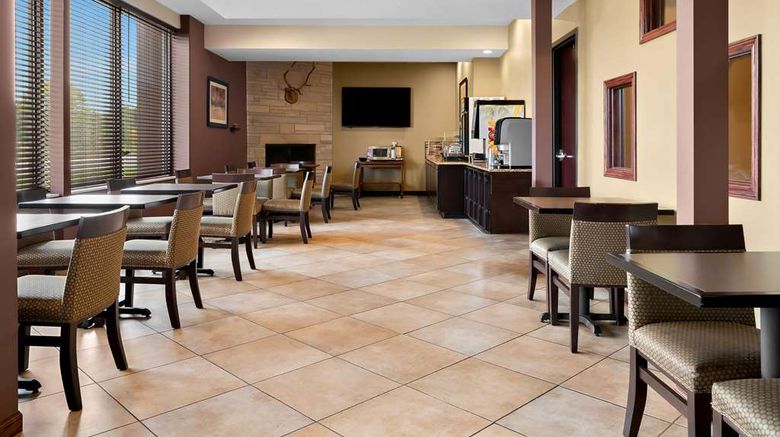 <b>Best Western Paradise Inn Restaurant</b>. Images powered by <a href="https://iceportal.shijigroup.com/" title="IcePortal" target="_blank">IcePortal</a>.