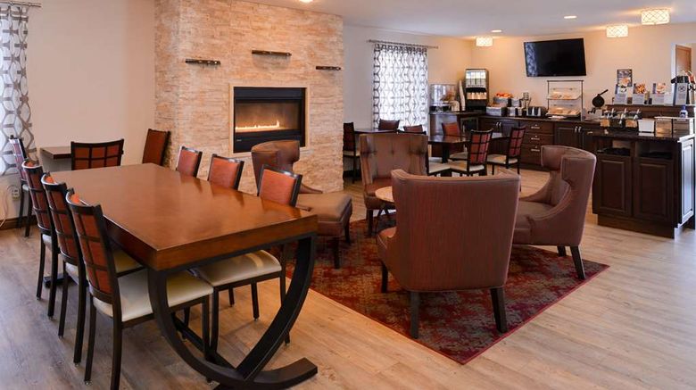 <b>Best Western Galena Inn & Suites Restaurant</b>. Images powered by <a href="https://iceportal.shijigroup.com/" title="IcePortal" target="_blank">IcePortal</a>.