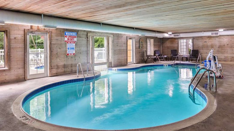 <b>Best Western Galena Inn & Suites Pool</b>. Images powered by <a href="https://iceportal.shijigroup.com/" title="IcePortal" target="_blank">IcePortal</a>.