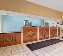 Best Western Clearlake Plaza Lobby