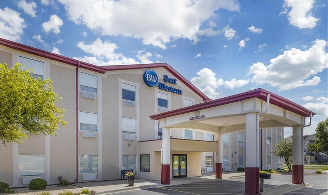Best Western Joliet Inn & Suites Exterior