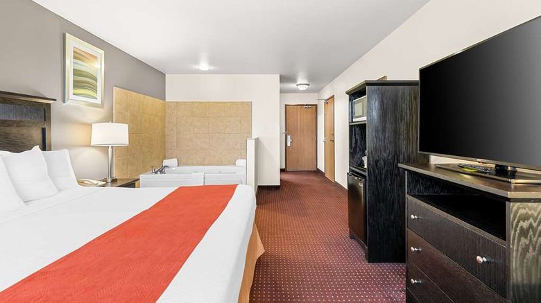 <b>Best Western Legacy Inn & Suites Suite</b>. Images powered by <a href="https://iceportal.shijigroup.com/" title="IcePortal" target="_blank">IcePortal</a>.