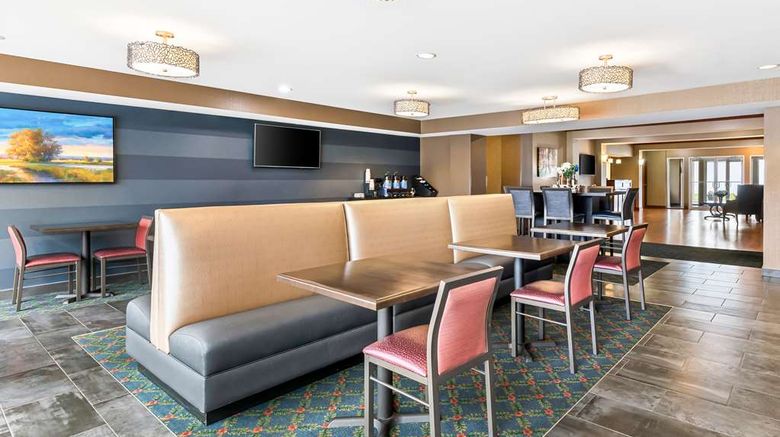 <b>Best Western Legacy Inn & Suites Restaurant</b>. Images powered by <a href="https://iceportal.shijigroup.com/" title="IcePortal" target="_blank">IcePortal</a>.