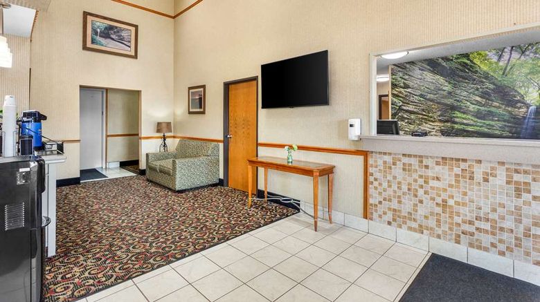 <b>Best Western Oglesby Inn Lobby</b>. Images powered by <a href="https://iceportal.shijigroup.com/" title="IcePortal" target="_blank">IcePortal</a>.