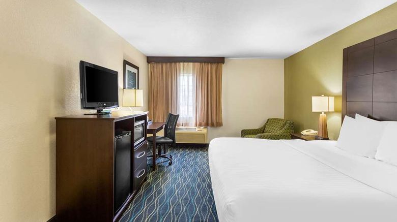 <b>Best Western Oglesby Inn Room</b>. Images powered by <a href="https://iceportal.shijigroup.com/" title="IcePortal" target="_blank">IcePortal</a>.
