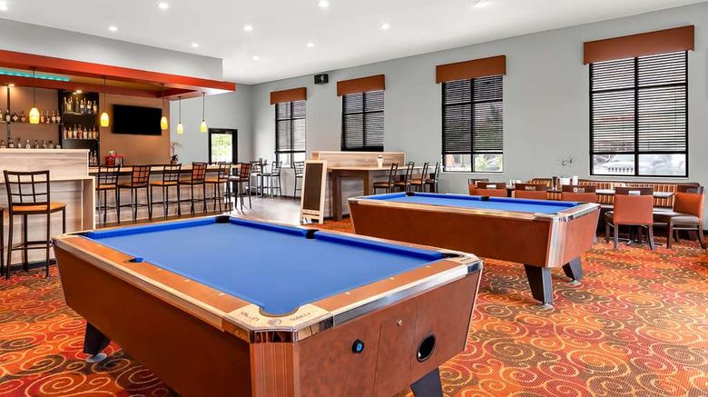 <b>Best Western Saluki Inn Restaurant</b>. Images powered by <a href="https://iceportal.shijigroup.com/" title="IcePortal" target="_blank">IcePortal</a>.