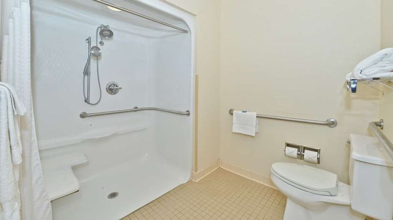<b>Best Western Plus Marion Hotel Room</b>. Images powered by <a href="https://iceportal.shijigroup.com/" title="IcePortal" target="_blank">IcePortal</a>.