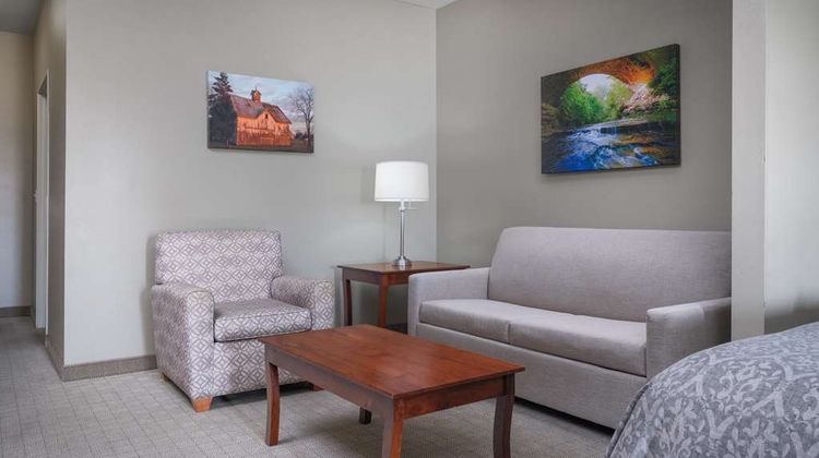 Best Western Plus Green Mill Htl/Suites Room