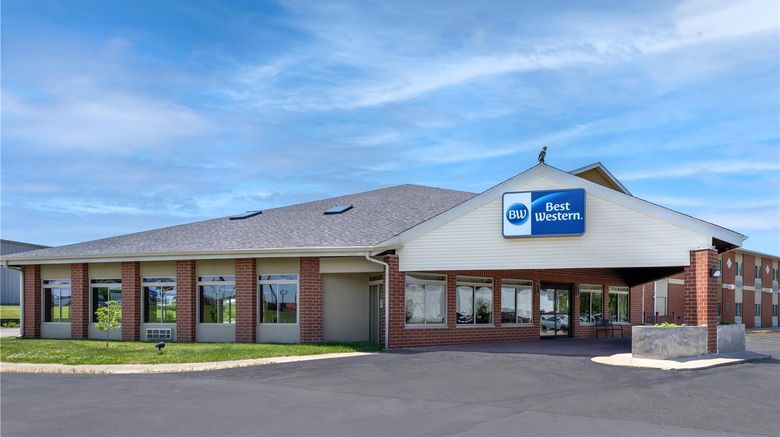 <b>Best Western Geneseo Inn Exterior</b>. Images powered by <a href="https://iceportal.shijigroup.com/" title="IcePortal" target="_blank">IcePortal</a>.