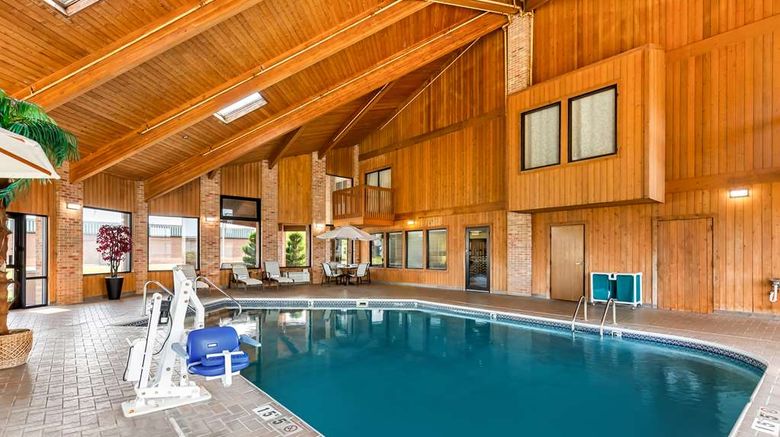 <b>Best Western Jacksonville Inn Pool</b>. Images powered by <a href="https://iceportal.shijigroup.com/" title="IcePortal" target="_blank">IcePortal</a>.