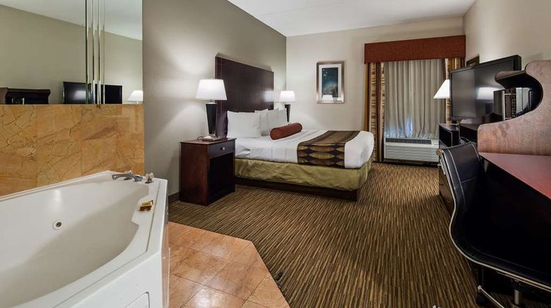 <b>Best Western Plus O'Hare South Room</b>. Images powered by <a href="https://iceportal.shijigroup.com/" title="IcePortal" target="_blank">IcePortal</a>.