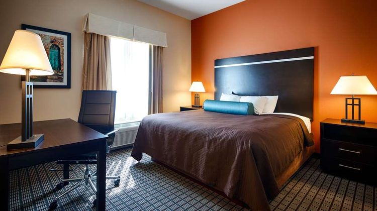 Best Western Plus Pontoon Beach Room
