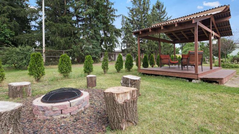 <b>Best Western Inn Exterior</b>. Images powered by <a href="https://iceportal.shijigroup.com/" title="IcePortal" target="_blank">IcePortal</a>.