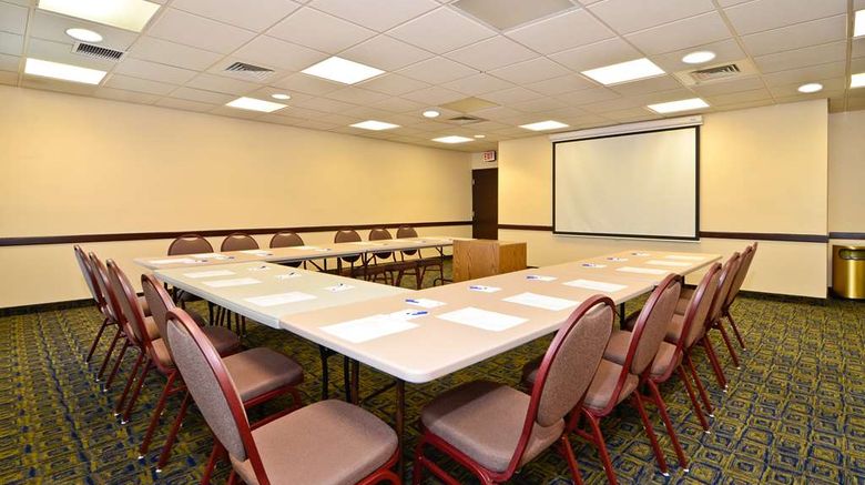 <b>Best Western Plus Gas City Meeting</b>. Images powered by <a href="https://iceportal.shijigroup.com/" title="IcePortal" target="_blank">IcePortal</a>.