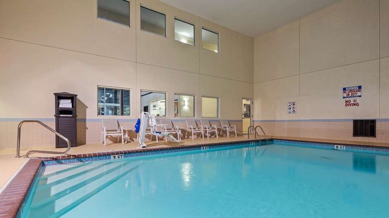 <b>Best Western Plus Gas City Pool</b>. Images powered by <a href="https://iceportal.shijigroup.com/" title="IcePortal" target="_blank">IcePortal</a>.