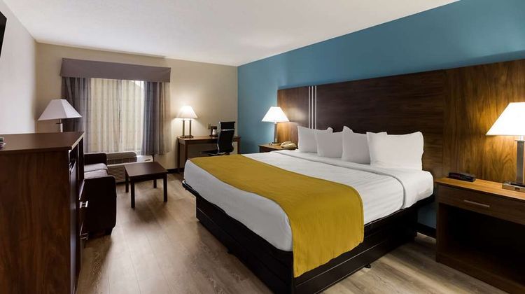 Best Western Crossroads Inn Room
