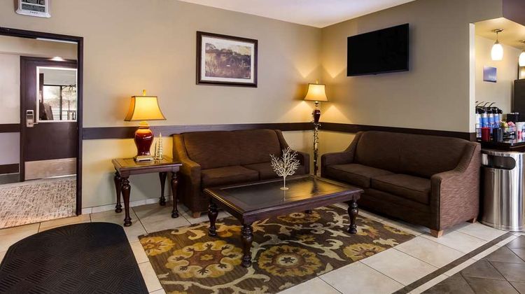 Best Western Crossroads Inn Lobby