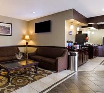 Best Western Crossroads Inn Lobby